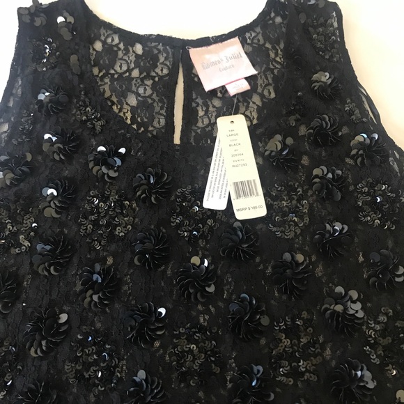 Sleeveless Lace Top - Picture 5 of 5